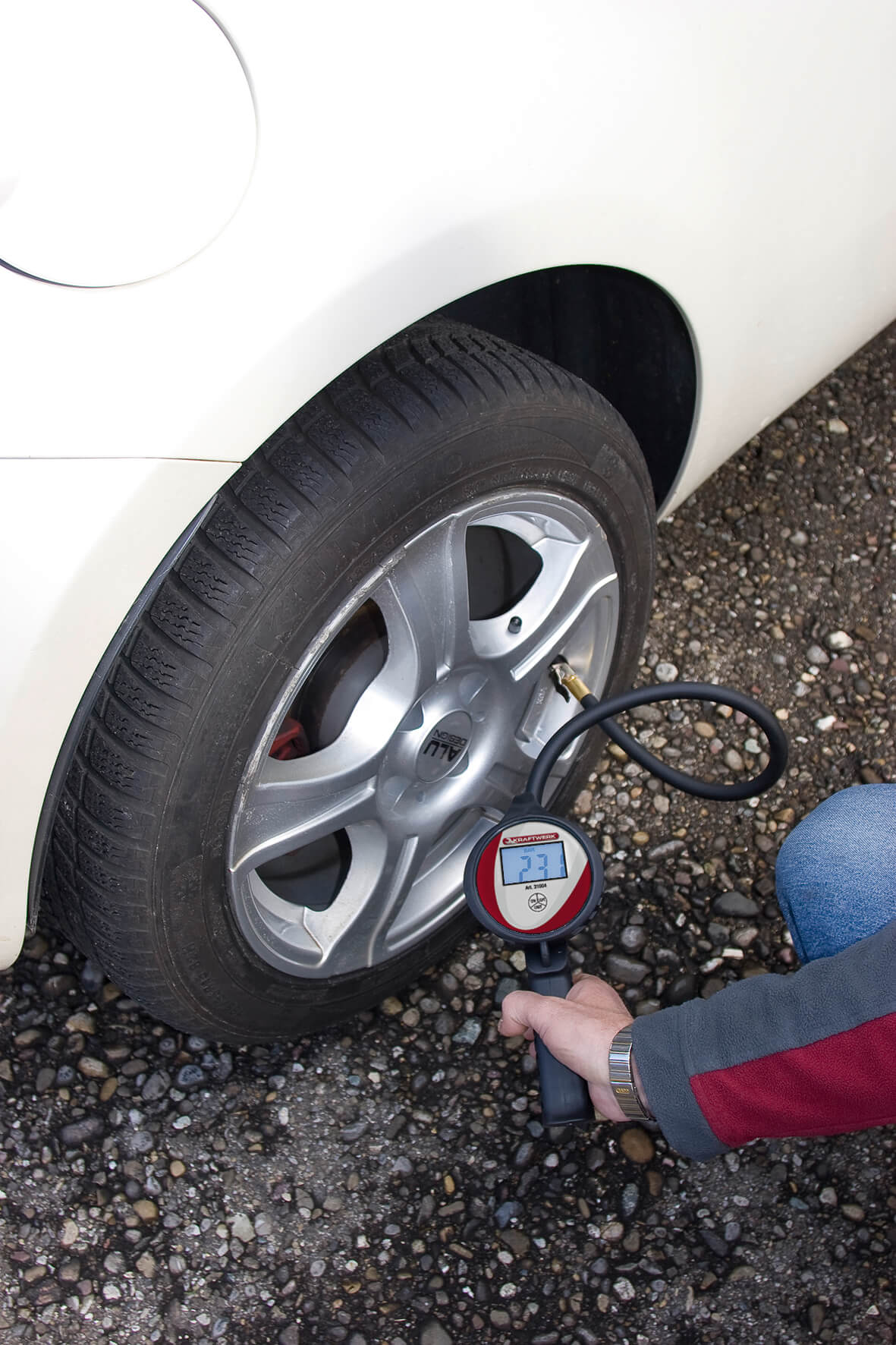 KW Reifenfüller mit Digital-Anzeige